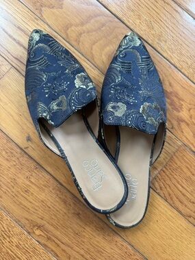 Franco Sarto Black & Gold Brocade Pointed-Toe Slingback Mules